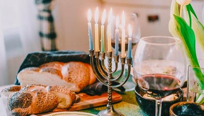 Leyu Sports (乐鱼体育)-男子篮球季后赛战况激烈，冠军悬念持续升温，男篮季后赛2021